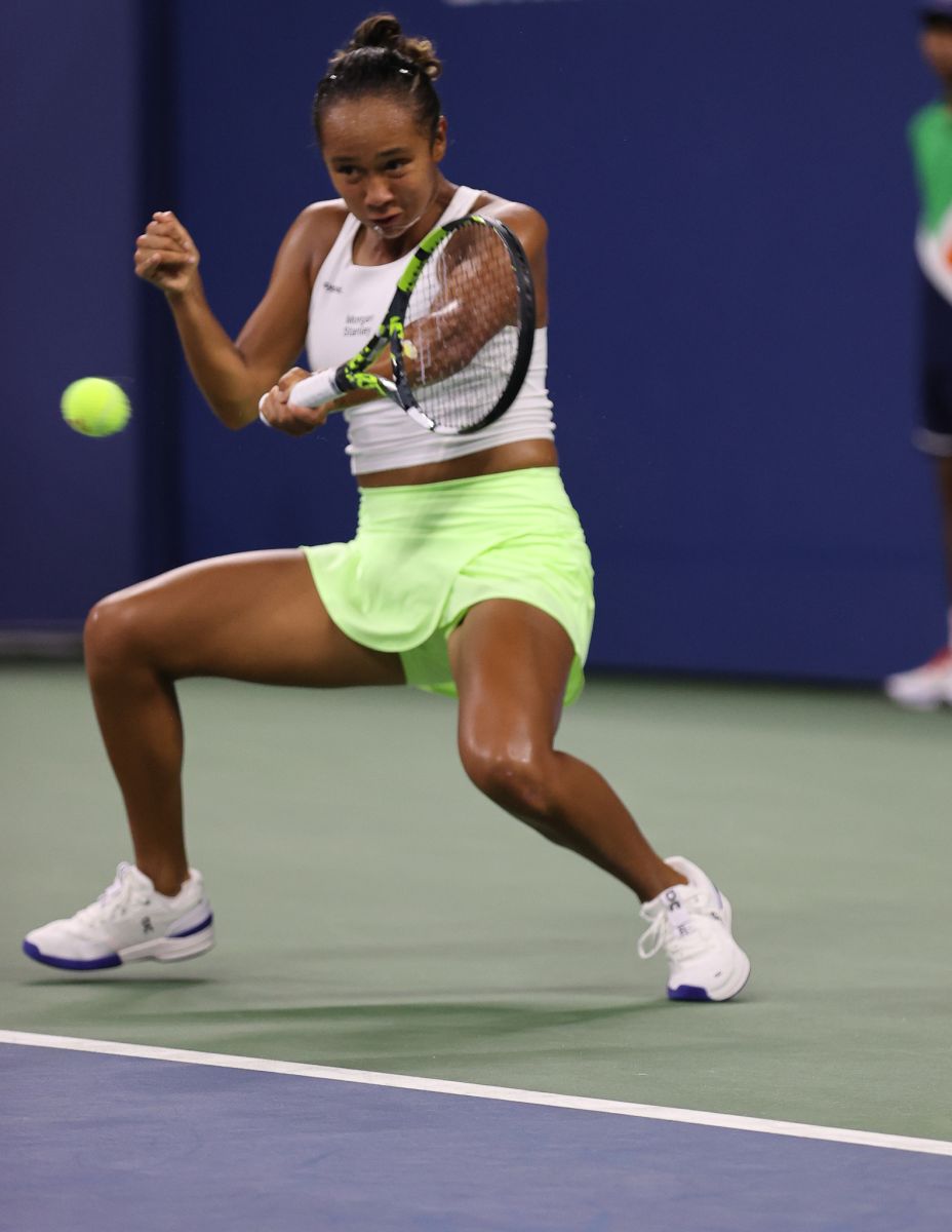 leylah-fernandez-finalist-of-the-us-open-2021-advances-to-the-second-round