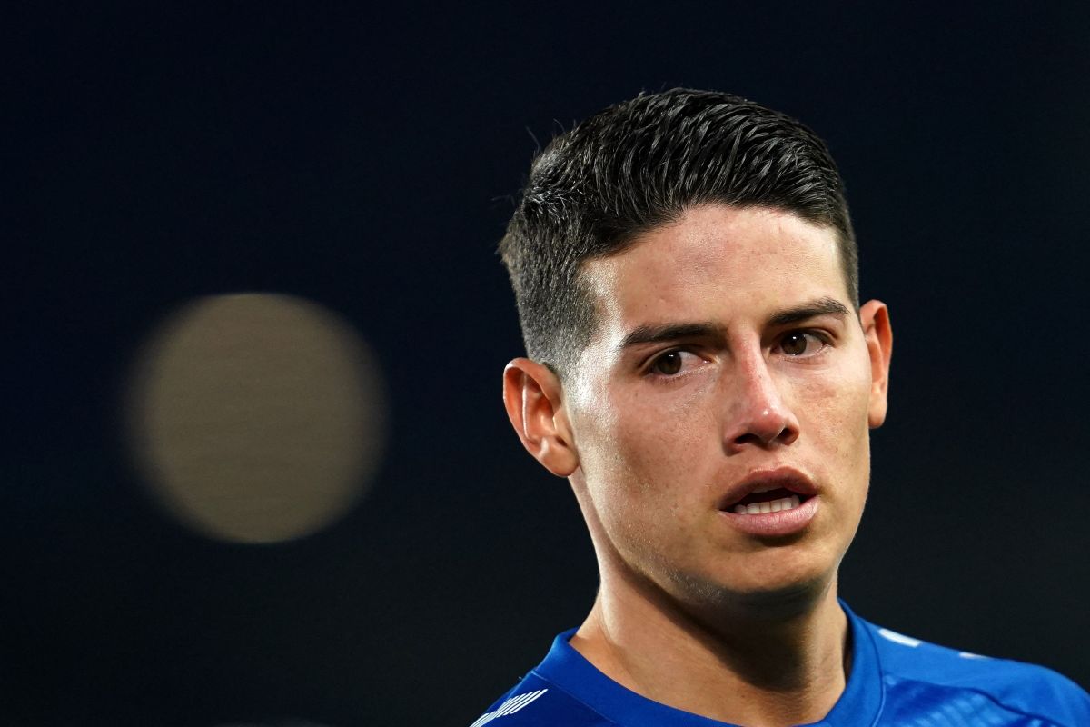 “i-would-walk-from-qatar”:-james-rodriguez-offers-himself-to-valencia-to-play-with-edinson-cavani-[video]