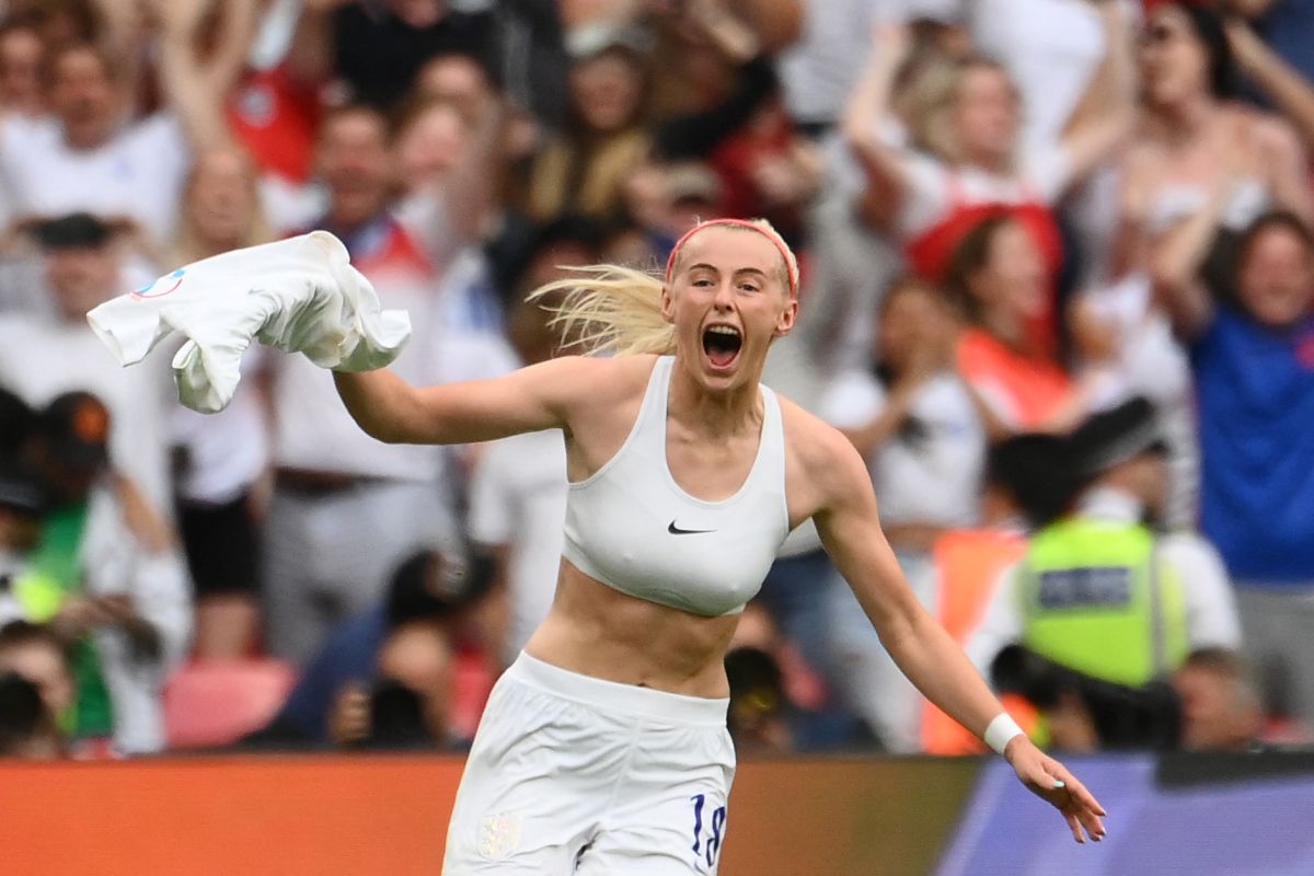 england-is-consecrated-with-the-women's-euro-cup,-but-the-real-victory-is-women's-football