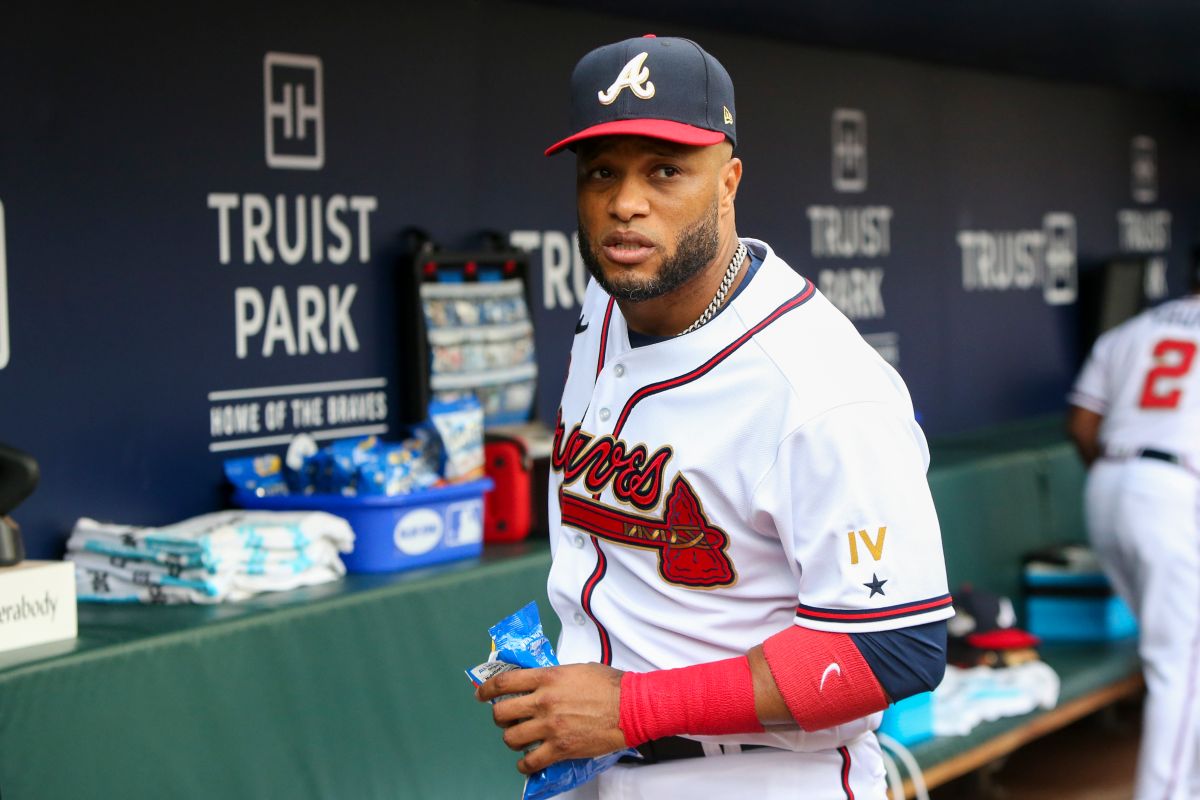 mlb:-dominican-robinson-cano-is-designated-for-assignment-for-the-third-time-this-season