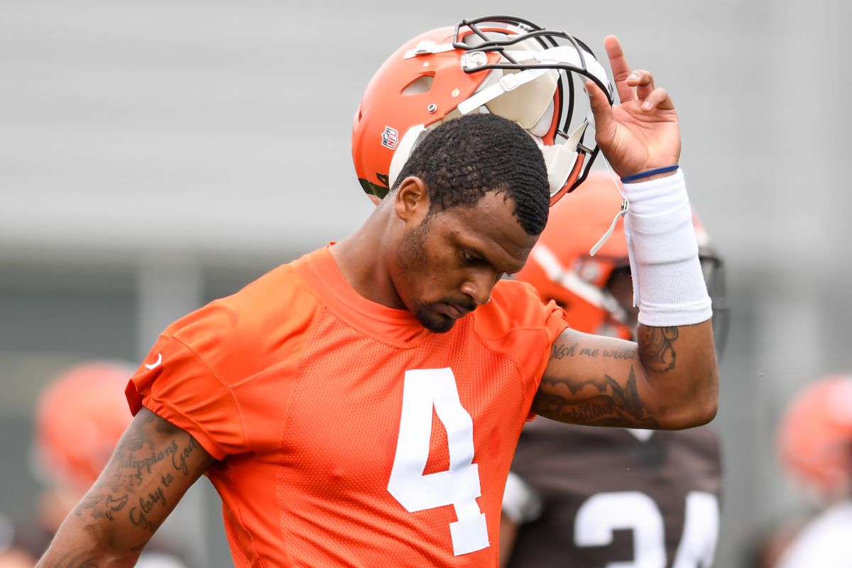 nfl:-deshaun-watson-suspended-six-games-for-sexual-misconduct