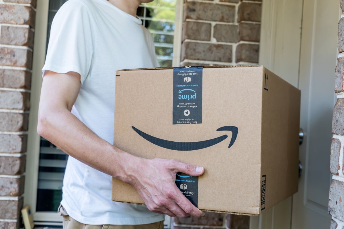 amazon-offers-same-day-delivery-for-some-of-its-products:-how-the-system-works