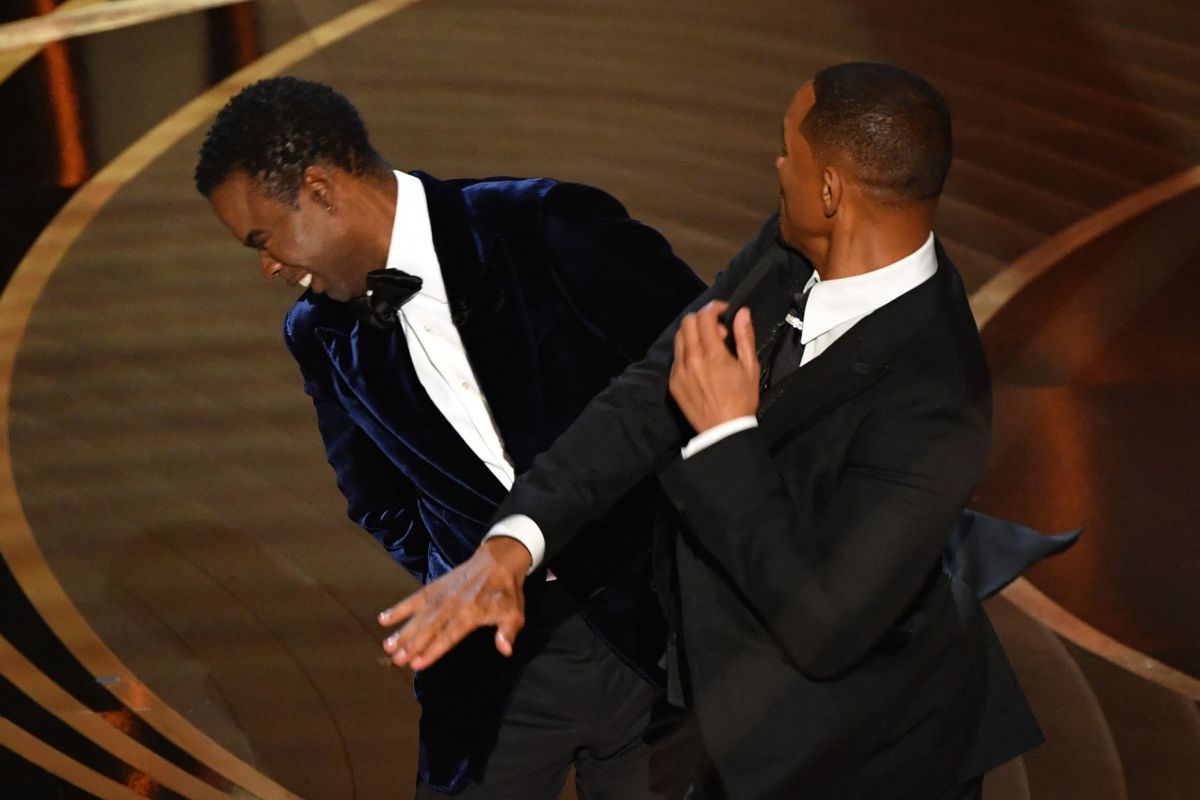 chris-rock-doesn't-feel-like-responding-to-will-smith's-apology