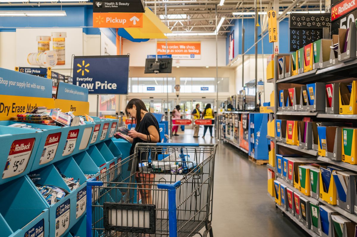 walmart-lays-off-200-employees-amid-high-inflation-and-recession-fears