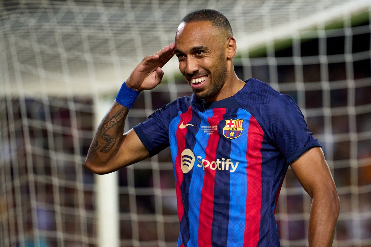 closure-of-the-fc-barcelona-market:-agree-to-the-sale-of-aubameyang-and-would-announce-two-full-backs-as-reinforcements