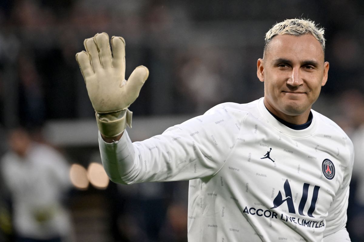 “without-losing-faith”:-keylor-navas-confirmed-that-he-is-staying-at-psg