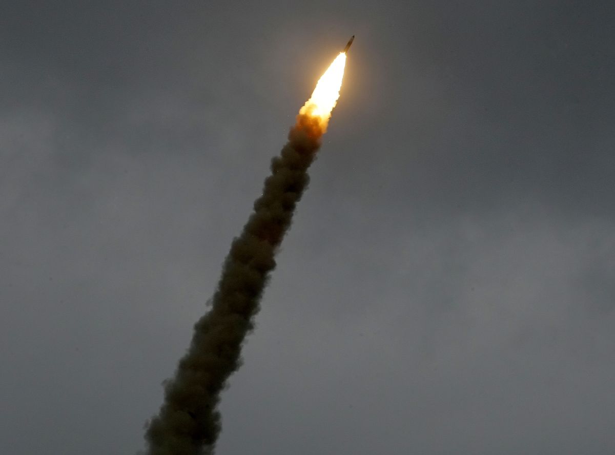 video:-russian-missile-launch-goes-wrong,-hits-russian-district