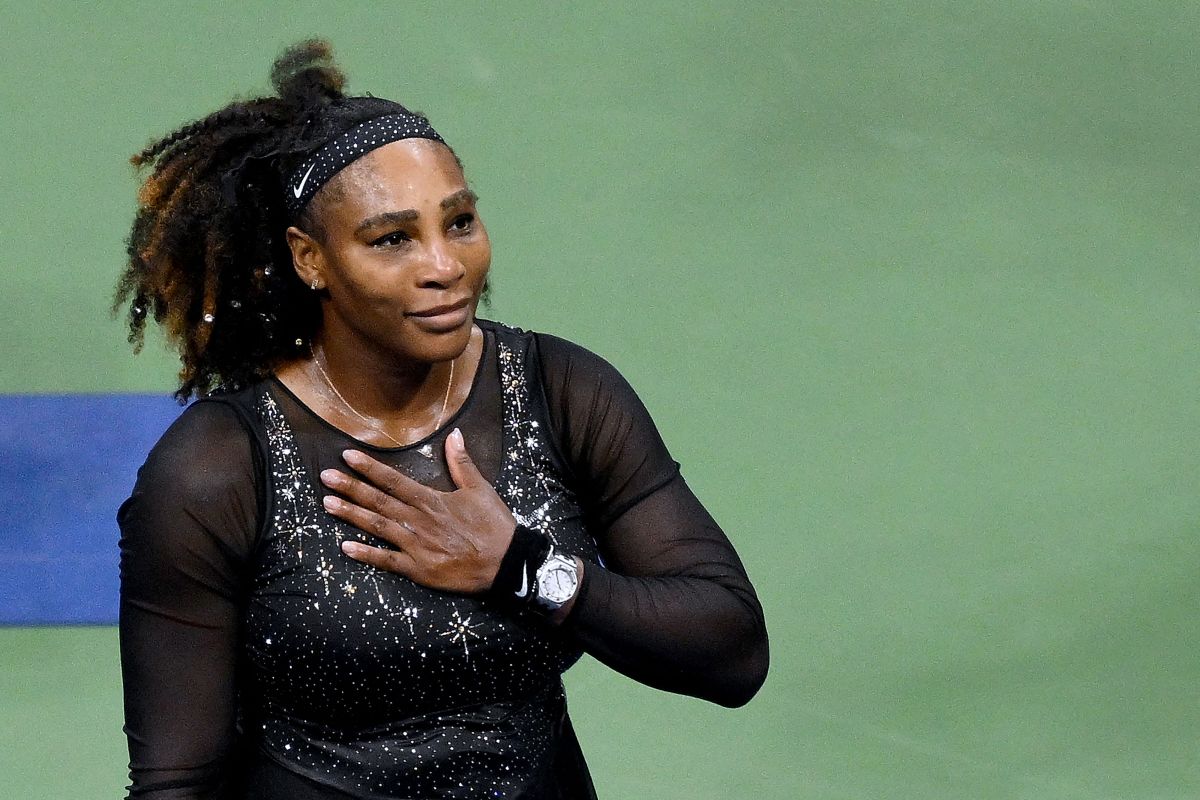 serena-williams-dedicates-emotional-words-to-her-parents-and-her-sister-venus-after-her-last-us-open-match-[videos]