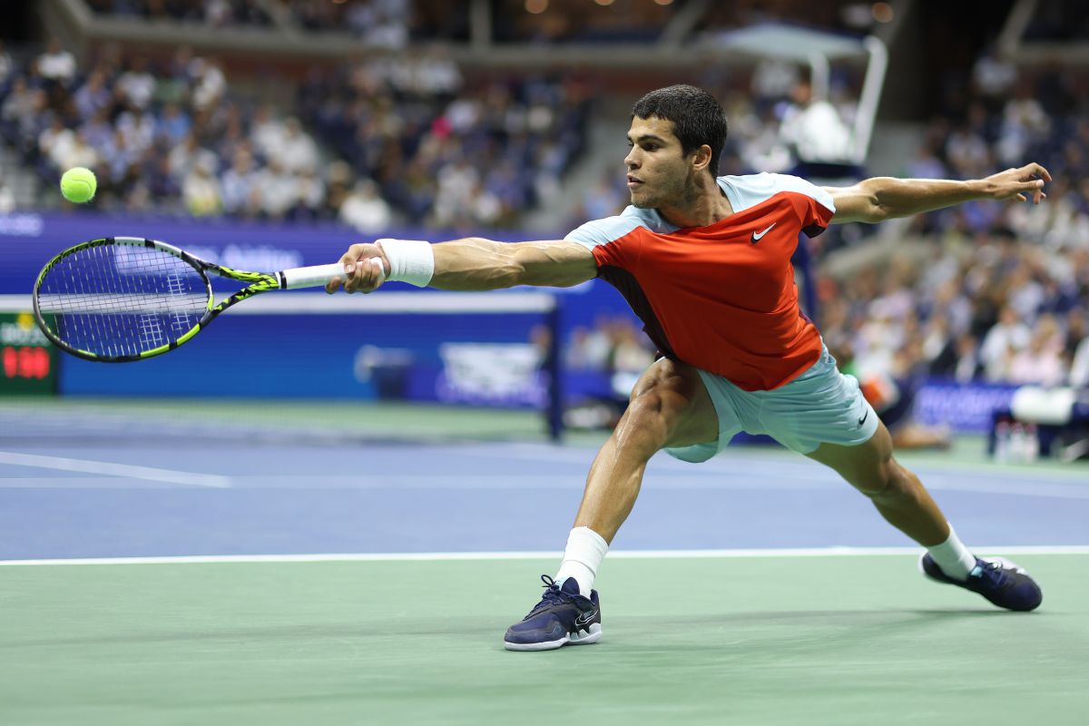 return-the-backhand-ball-from-behind?-carlos-alcaraz-made-it-possible-in-the-best-move-of-the-us-open-2022-[video]