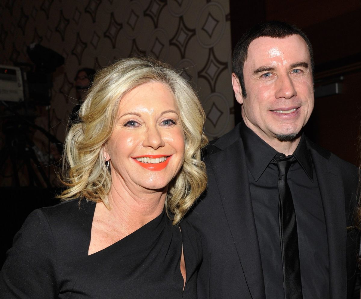 john-travolta-shares-a-sweet-birthday-tribute-to-late-actress-olivia-newton-john