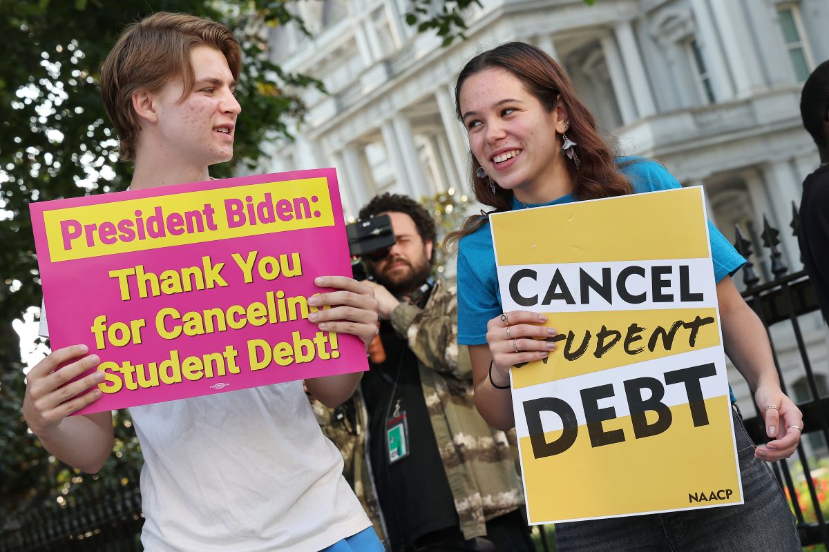 biden-administration-scales-back-student-loan-forgiveness-plan-as-gop-states-sue