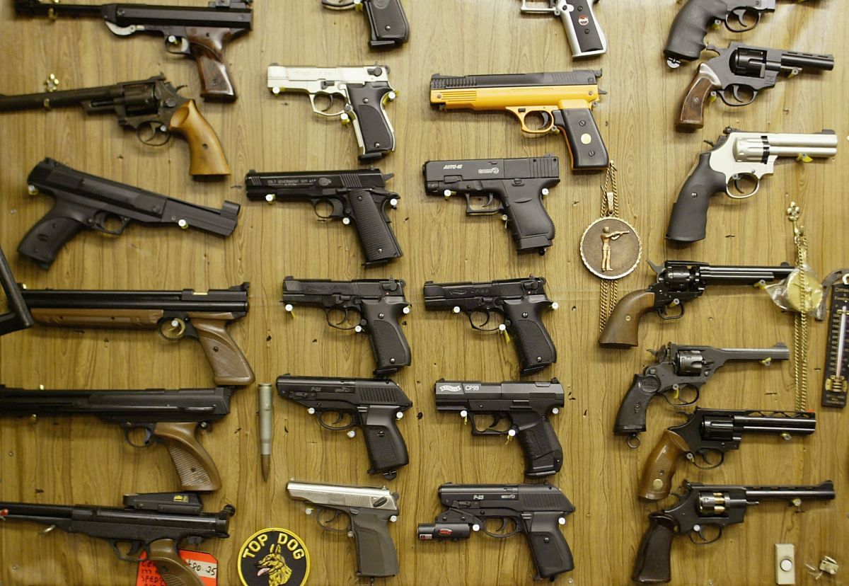 american-pleads-guilty-to-trafficking-more-than-200-pistols-to-mexico