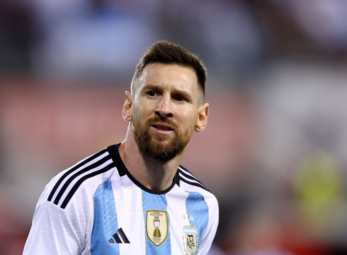 leo-messi-criticized-for-making-more-than-50-private-flights-in-three-months-in-the-midst-of-an-environmental-crisis