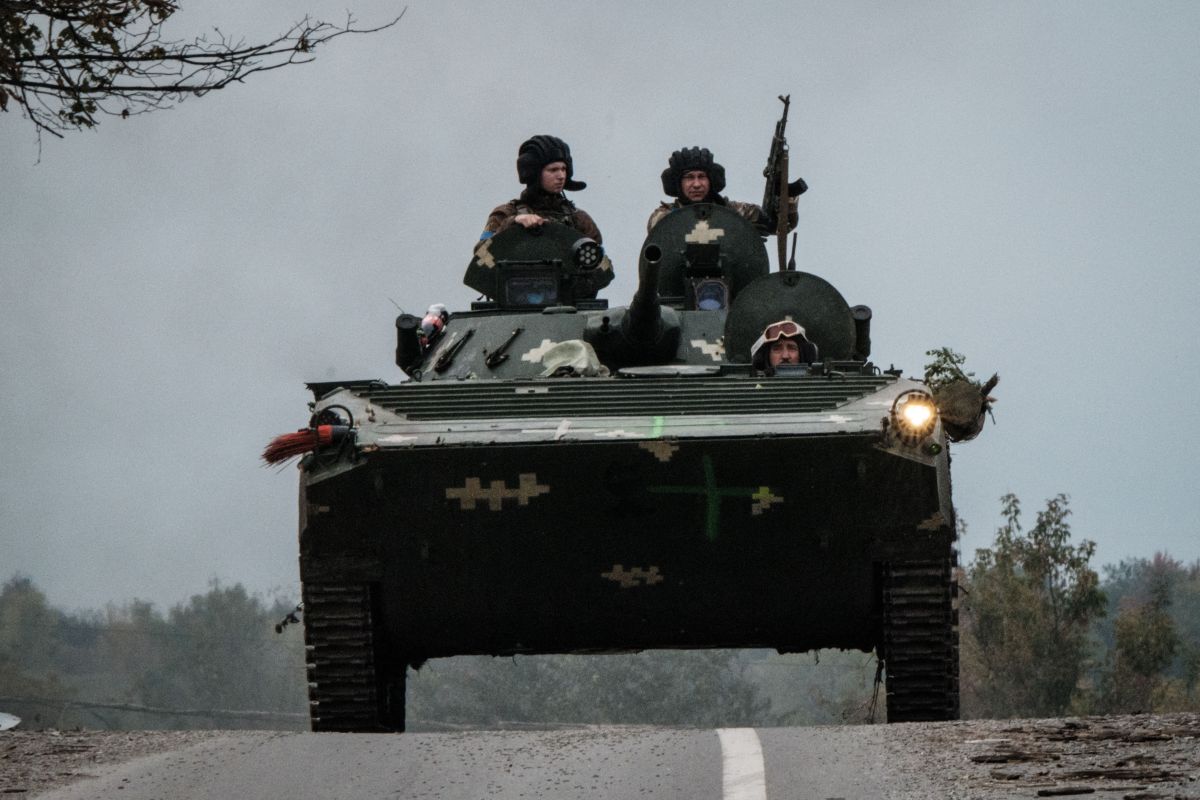 ukraine-breaks-russian-lines-and-drives-them-back-another-20-miles-in-a-single-day