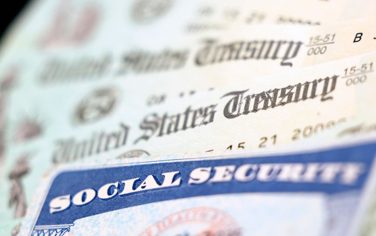 first-social-security-checks-with-cola-increase-will-begin-to-arrive-the-second-week-of-january