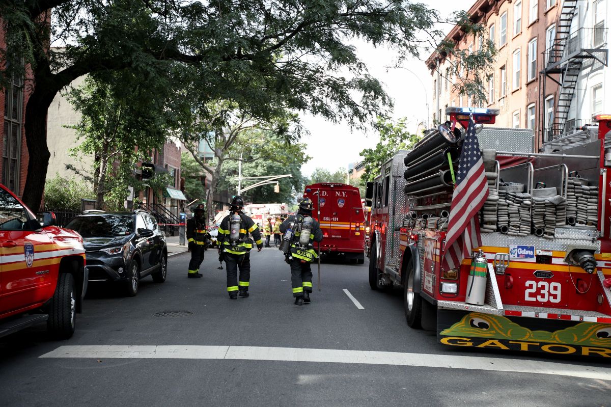 they-indicate-possible-cause-of-fire-in-the-bronx-that-killed-four-people-on-sunday,-including-two-children-and-a-baby