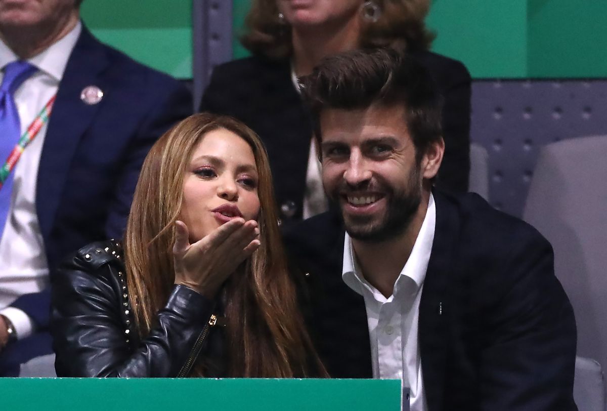 in-the-midst-of-breaking-up-with-gerard-pique,-shakira-performs-a-triple-'transformation'-to-make-her-children-happy-[photos]