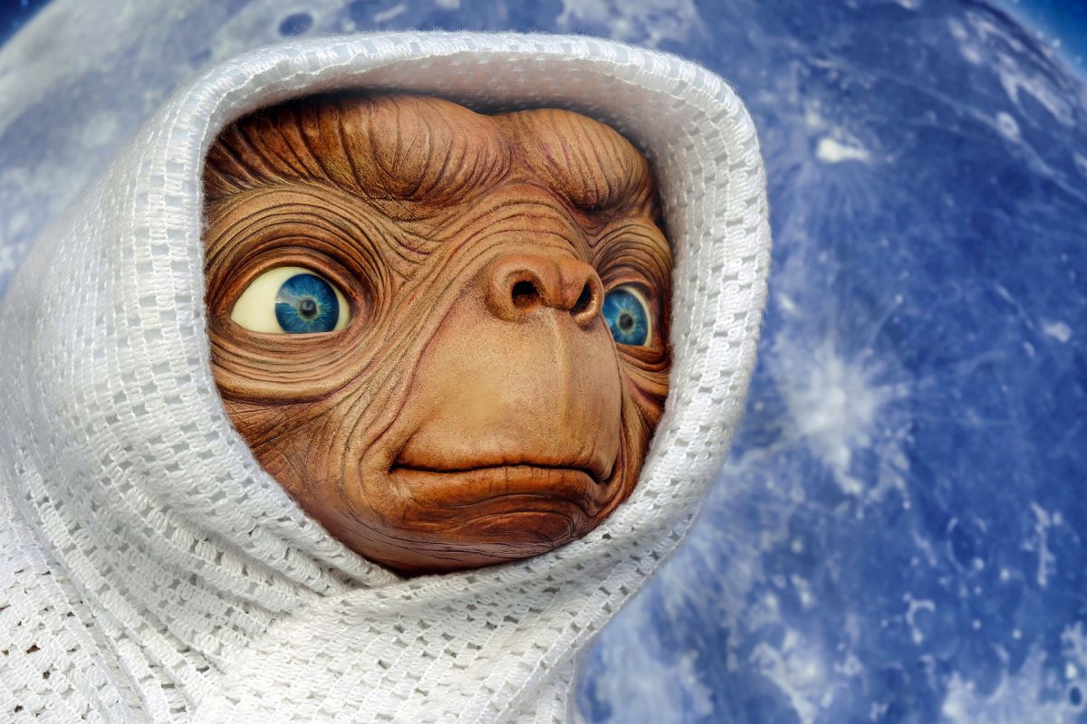 the-original-“et”-model-is-expected-to-fetch-up-to-$2.9-million-at-auction