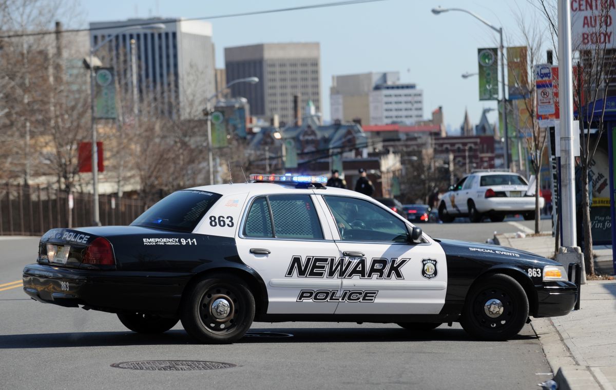 two-police-officers-shot-in-new-jersey-by-suspect-who-was-with-a-long-gun-from-a-roof,-according-to-reports