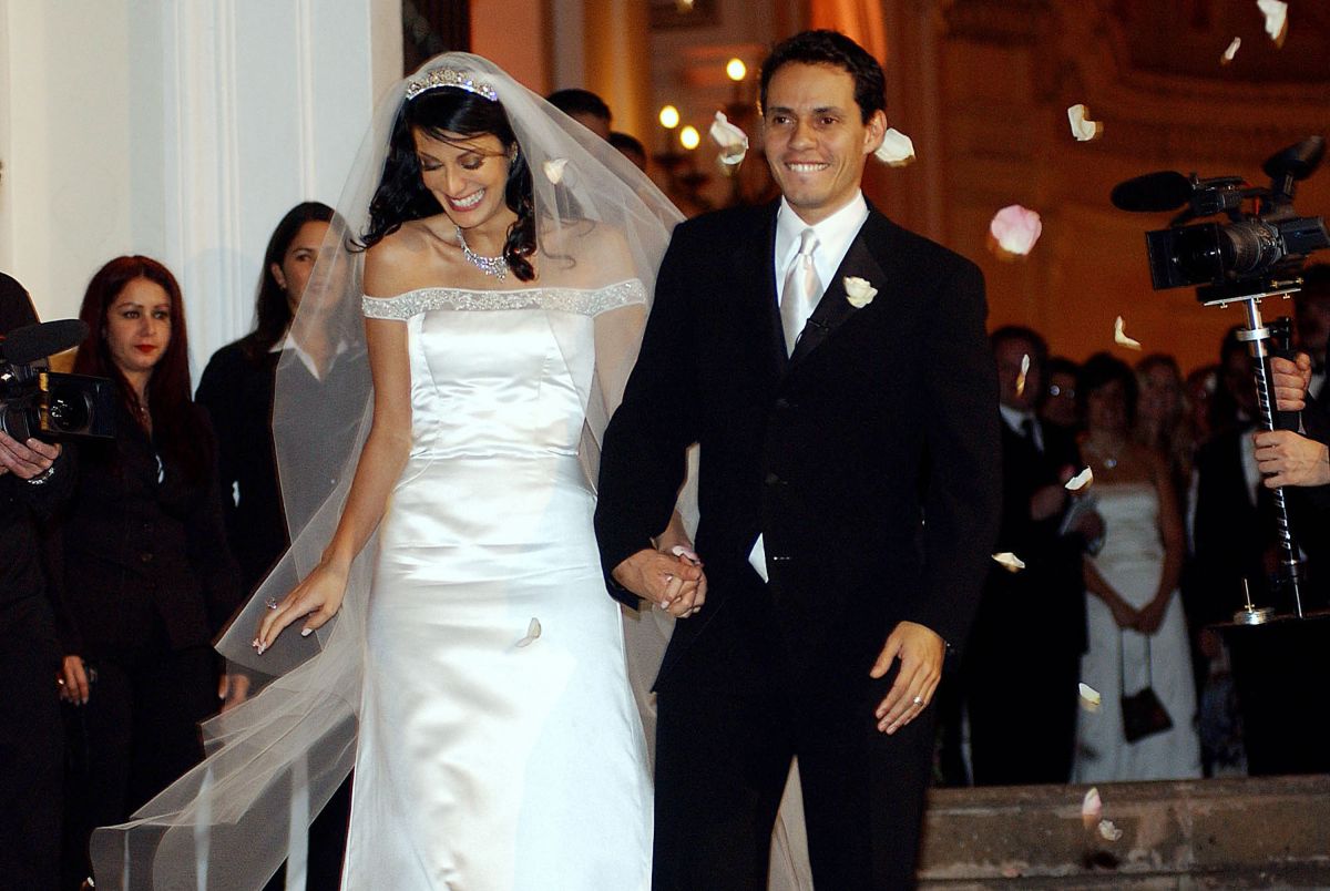 dayanara-torres-still-has-a-garment-she-wore-at-her-wedding-to-marc-anthony-in-2002