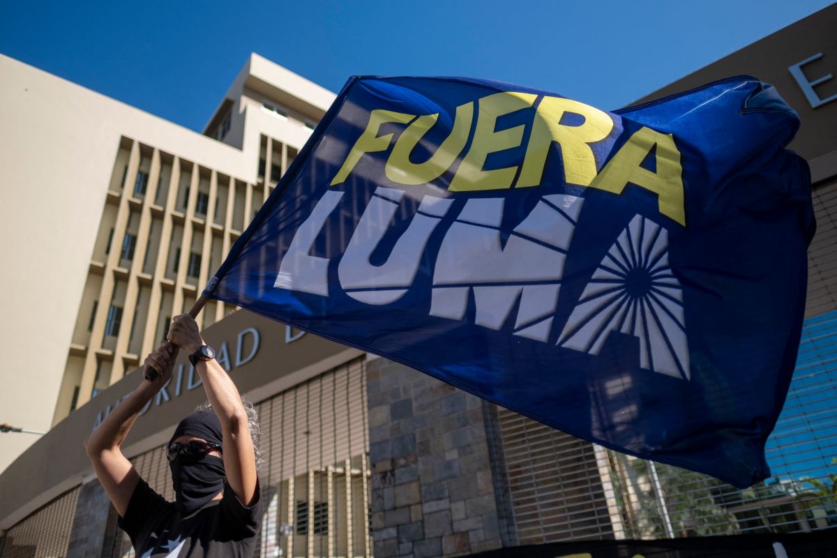 protests-inside-and-outside-puerto-rico-do-not-stop-contract-extension-to-luma-energy-by-the-government-that-will-now-pay-more-to-the-foreign-consortium