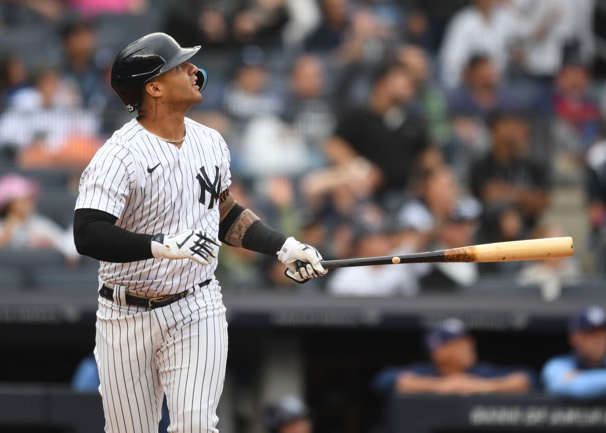 gleyber-torres-hit-his-first-home-run-in-venezuela-with-leones-del-caracas