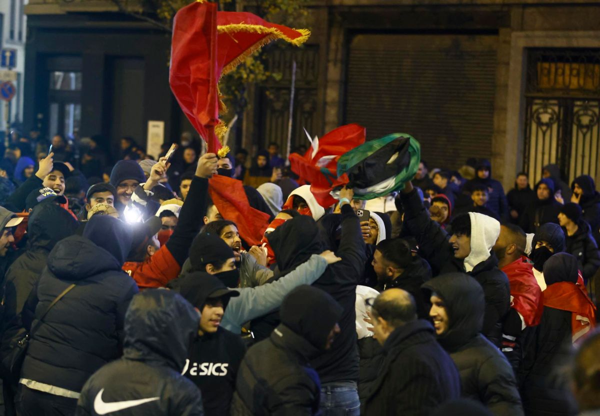 18-arrested-for-riots-in-brussels-during-the-celebrations-for-morocco's-pass-to-the-round-of-16-of-the-qatar-2022-world-cup