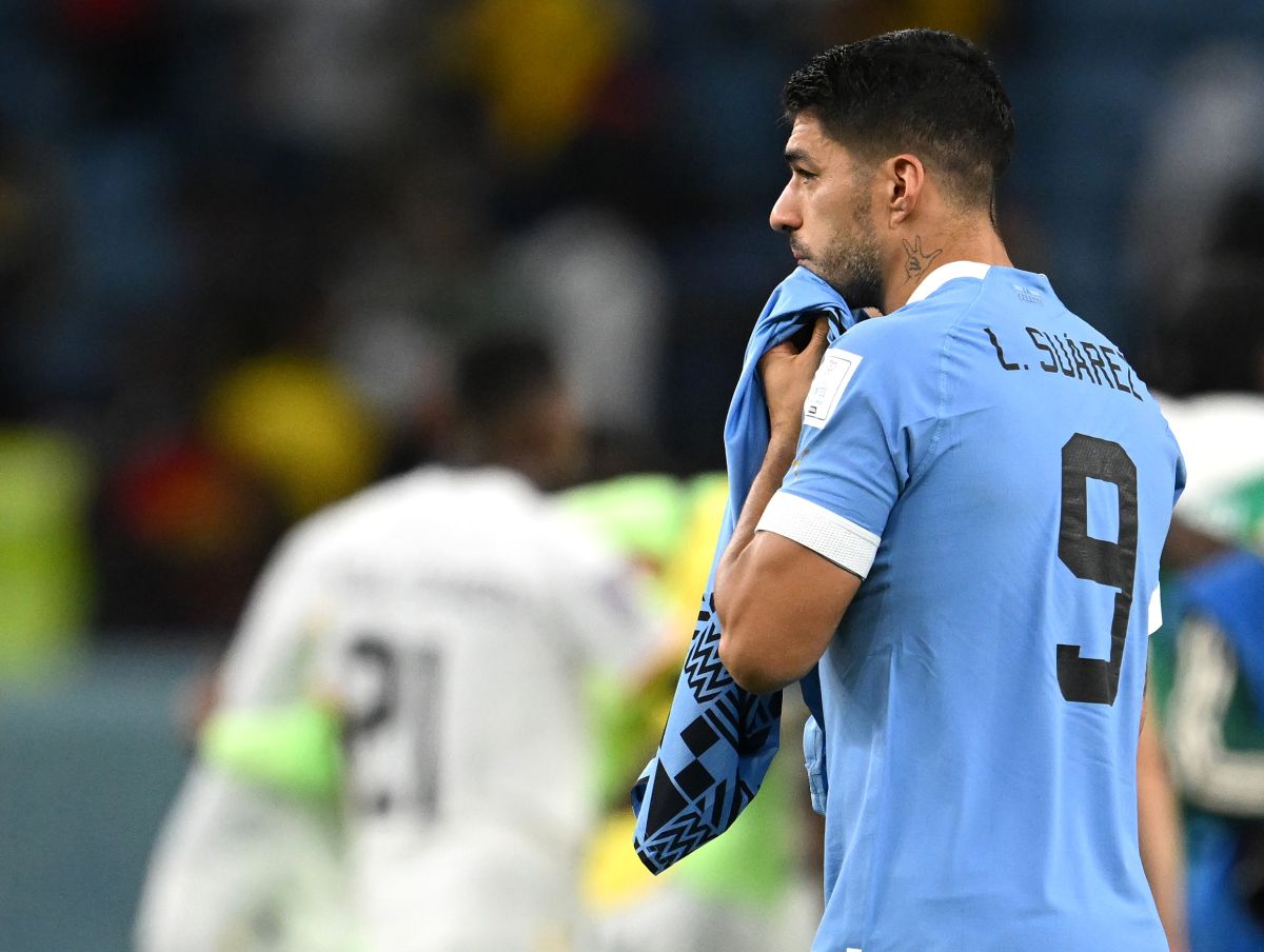 luis-suarez-after-the-elimination:-“why-always-against-uruguay?-this-is-fifa