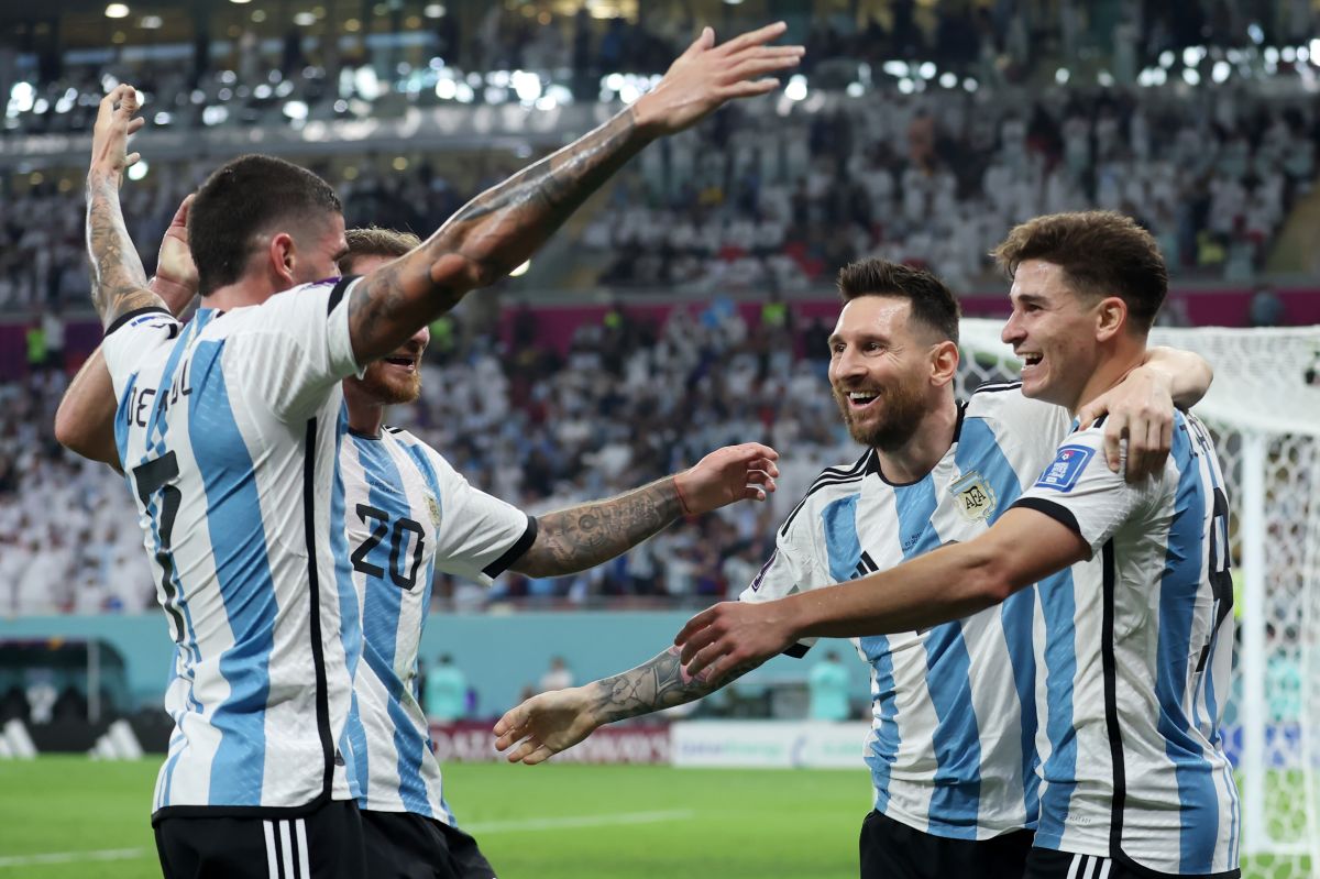 argentina-relies-on-messi-and-gets-a-pass-to-the-quarterfinals-of-the-world-cup-against-australia-[videos]