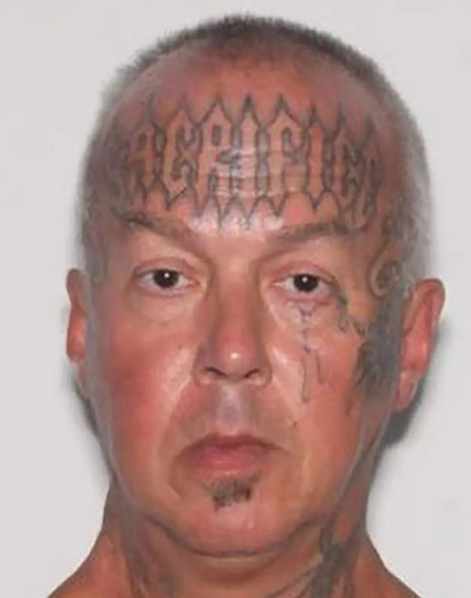 bruce-whitehead,-the-man-with-a-tattooed-face-accused-of-“brutal”-rape-in-florida,-is-arrested-[video]