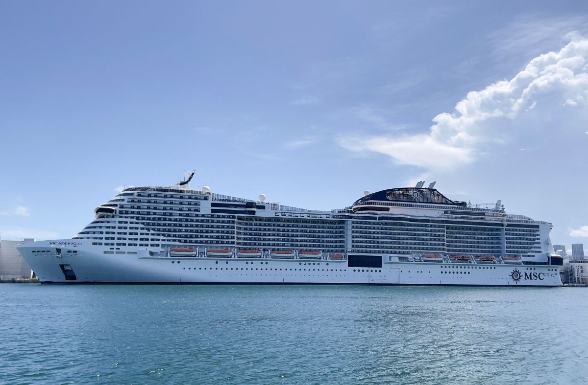 they-find-the-body-of-a-woman-who-fell-from-a-cruise-ship-off-the-coast-of-florida