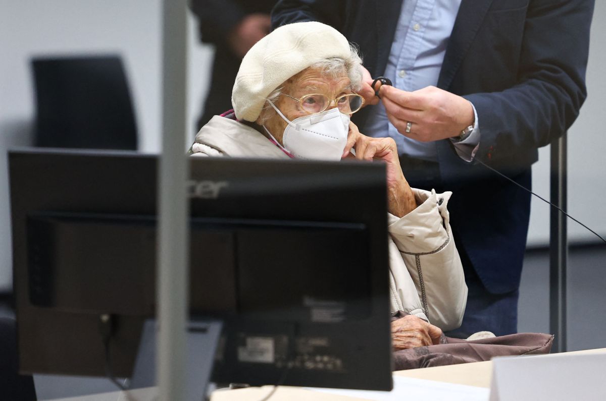 97-year-old-nazi-concentration-camp-secretary-appeals-her-sentence-in-germany