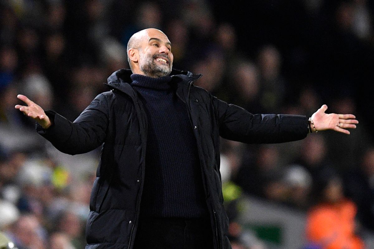 pep-guardiola-unleashed-his-rage-by-kicking-a-bottle-of-water-and-ended-up-hitting-a-member-of-the-leeds-united-coaching-staff-[video]