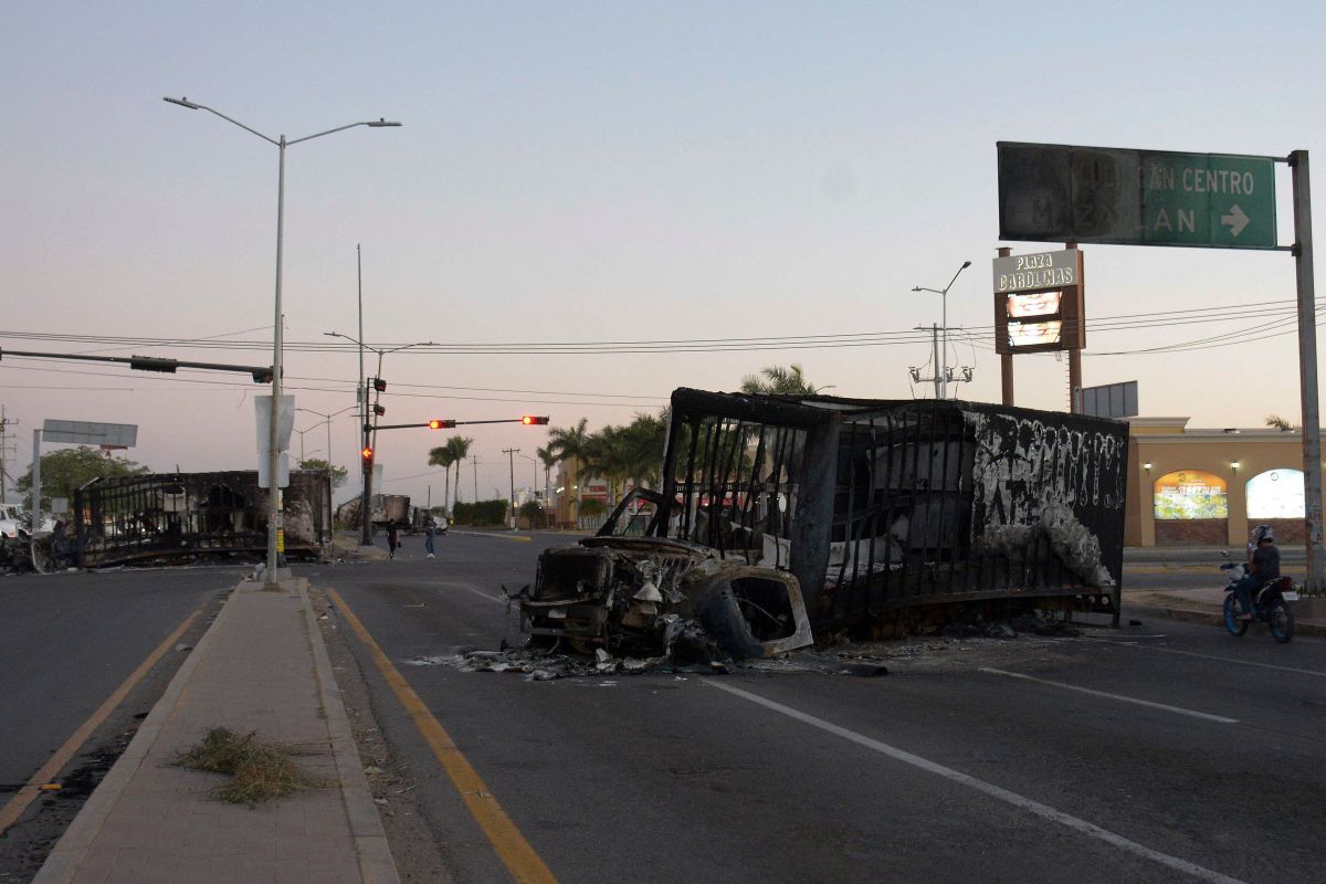 for-this-friday,-the-restart-of-operations-of-the-culiacan-airport-is-expected-after-the-capture-of-ovidio-guzman