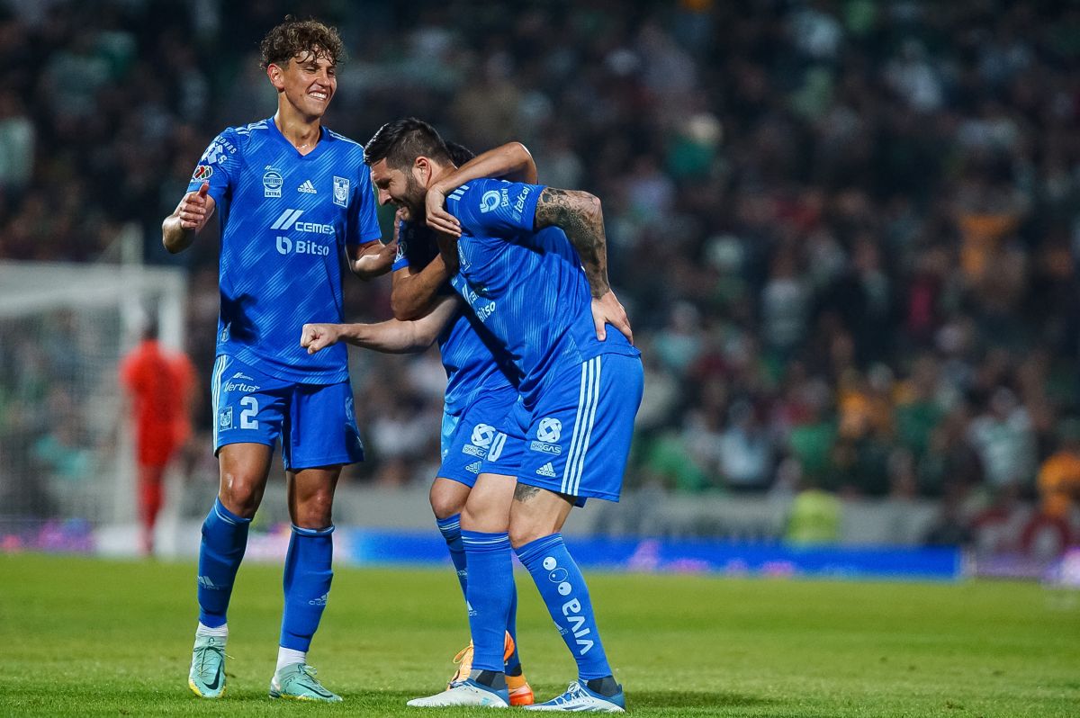 andre-pierre-gignac-humiliated-miguel-herrera-after-celebrating-his-“old-man”-goal-in-the-clausura-2023-of-the-liga-mx