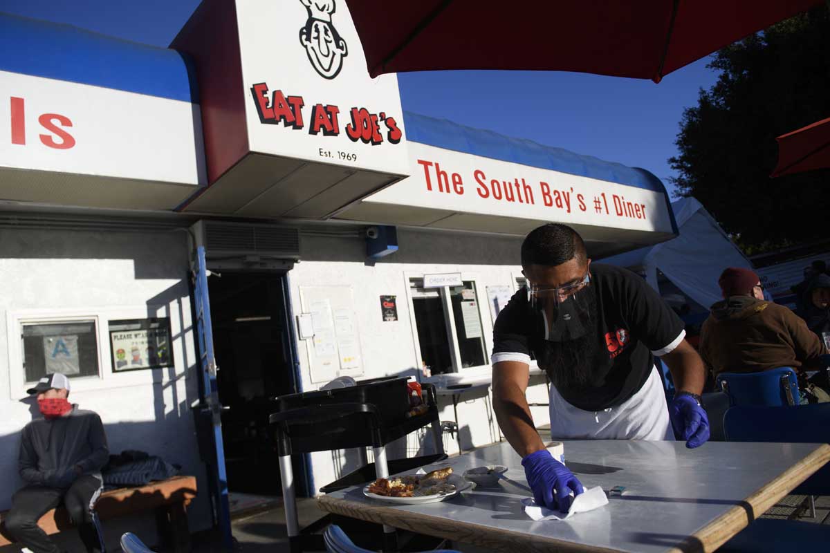 salary-2023:-some-california-restaurant-workers-could-earn-up-to-$22-an-hour