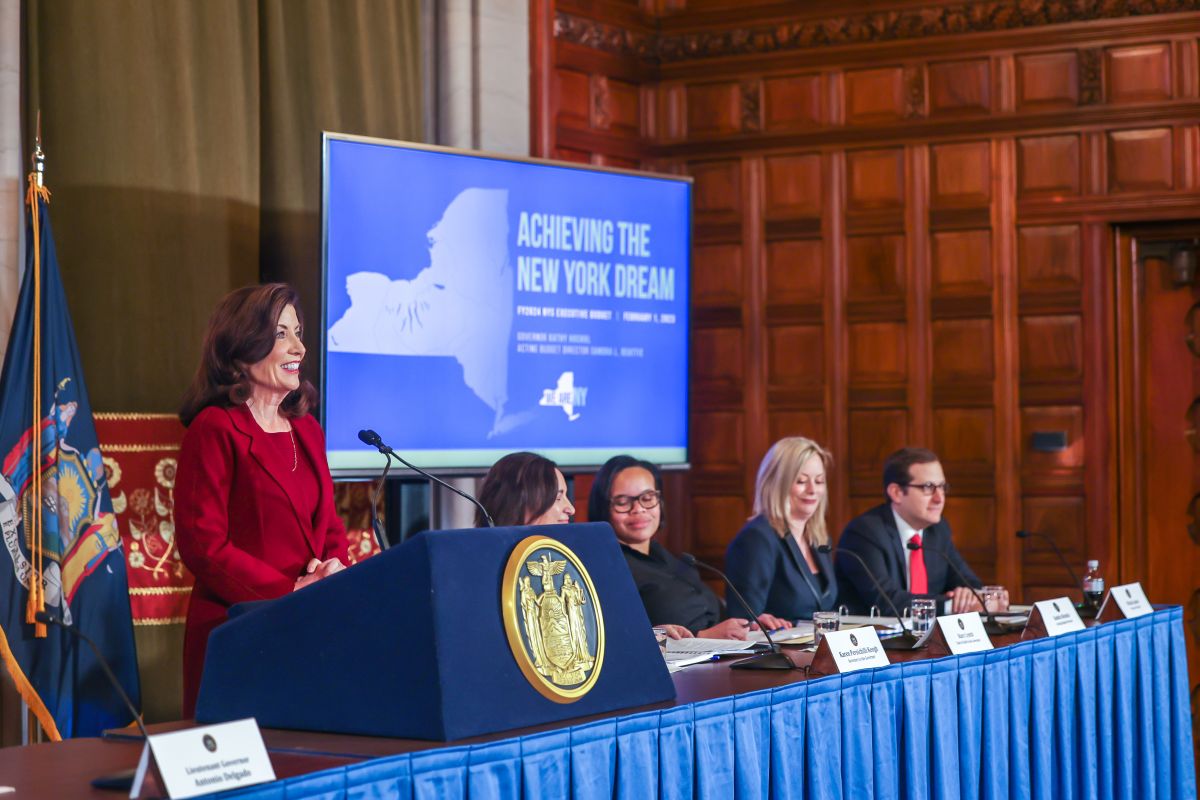 governor-hochul-presents-new-ny-state-budget-proposal-for-$227-billion