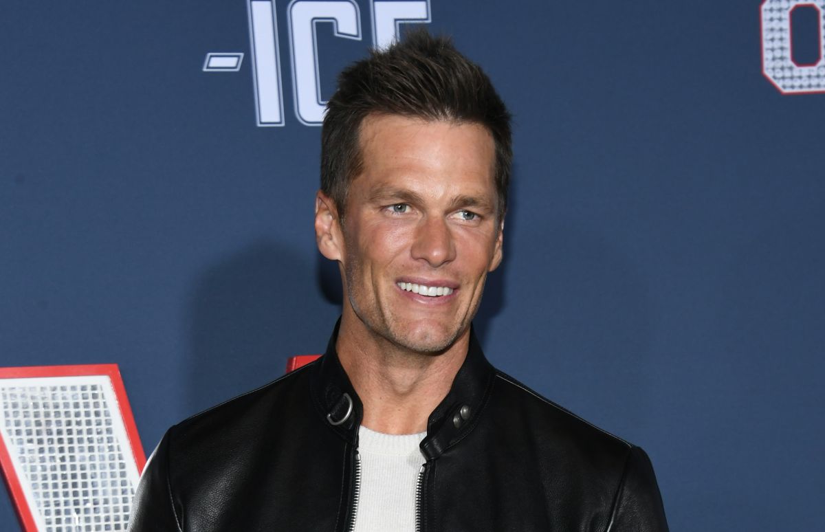 tom-brady-will-break-into-television-as-an-nfl-analyst-and-will-earn-$375-million-for-10-years