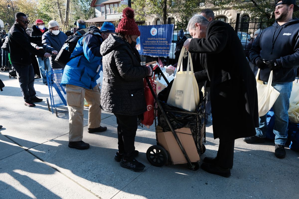 the-archdiocese-of-new-york-through-catholic-charities-launches-a-campaign-of-aid,-charity-and-service-during-lent