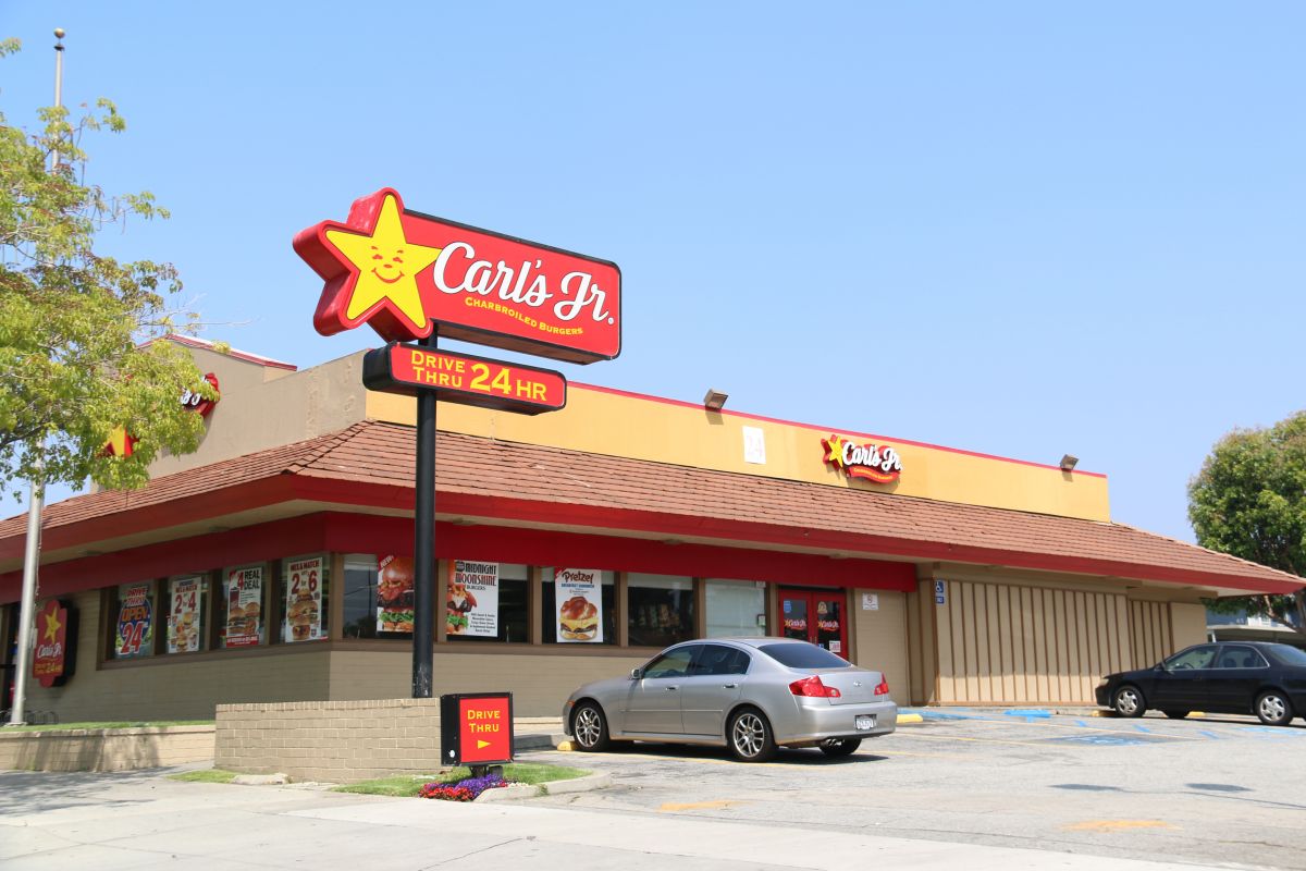 how-much-money-do-you-need-to-open-a-carl's-jr-franchise?