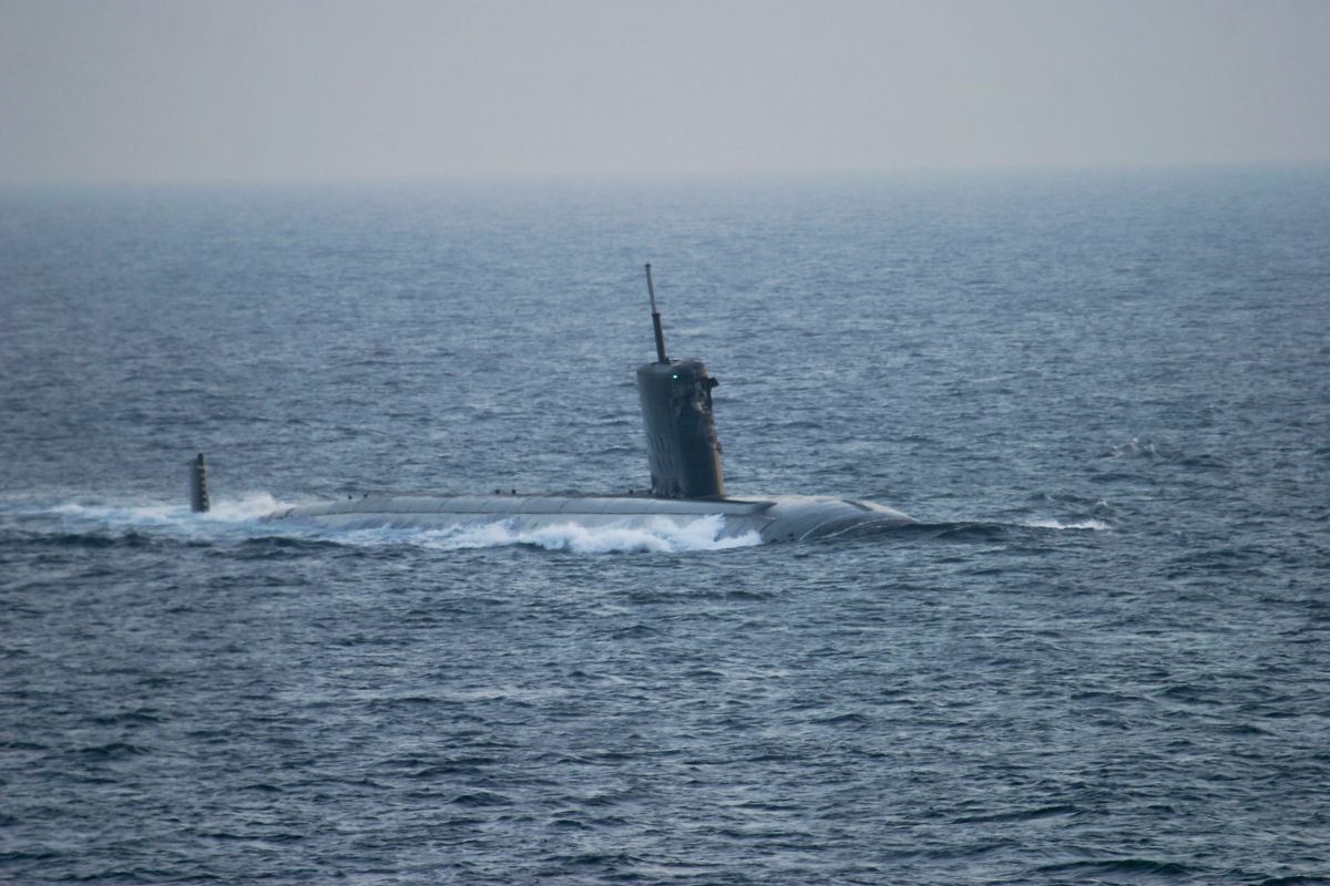 us-nuclear-submarine-arrives-in-south-korea-in-full-tension