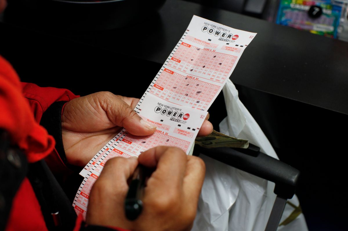 third-prize-powerball-tickets-valued-at-$50,000-sold-in-new-york