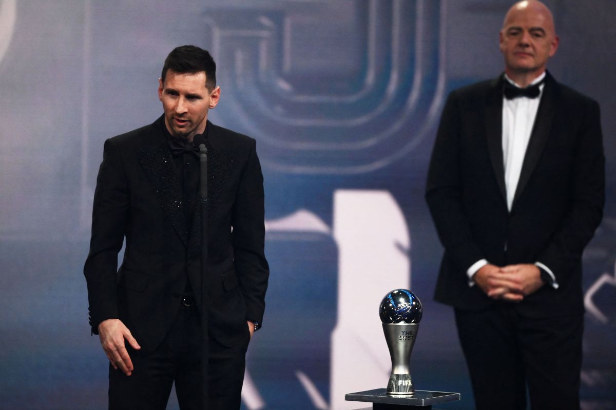 messi-conquers-the-second-the-best-fifa-of-his-career-and-argentina-sweeps-the-awards