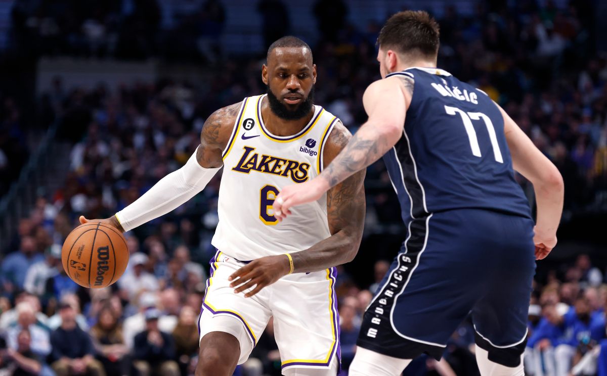 lebron-james-turns-on-the-alarms-in-the-lakers-before-a-possible-long-absence-due-to-a-foot-injury