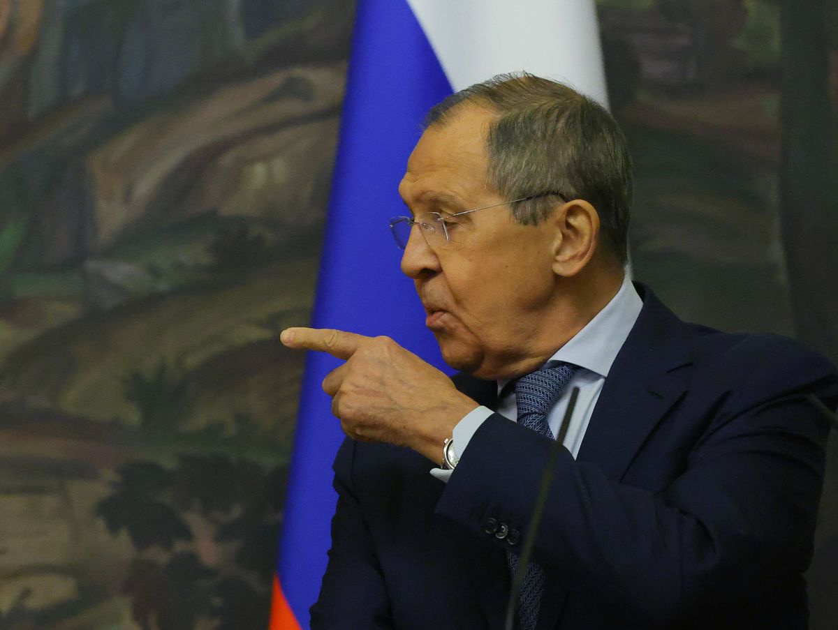 lavrov-says-it-is-impossible-to-give-“a-political-overtone”-to-the-arrest-of-the-wall-street-journal-correspondent