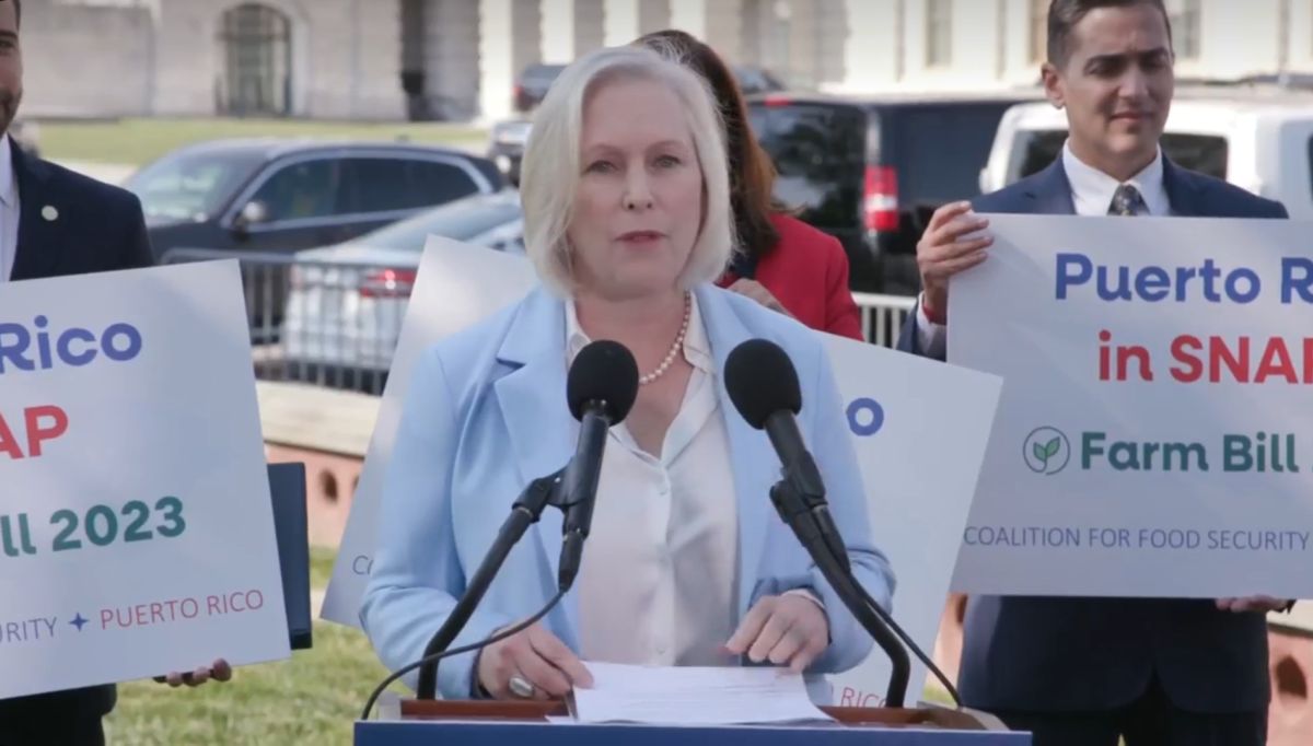 congressmen-led-by-ny-democratic-senator-kirsten-gillibrand-work-on-provision-for-the-farm-bill-that-seeks-parity-in-food-stamp-funds-in-puerto-rico