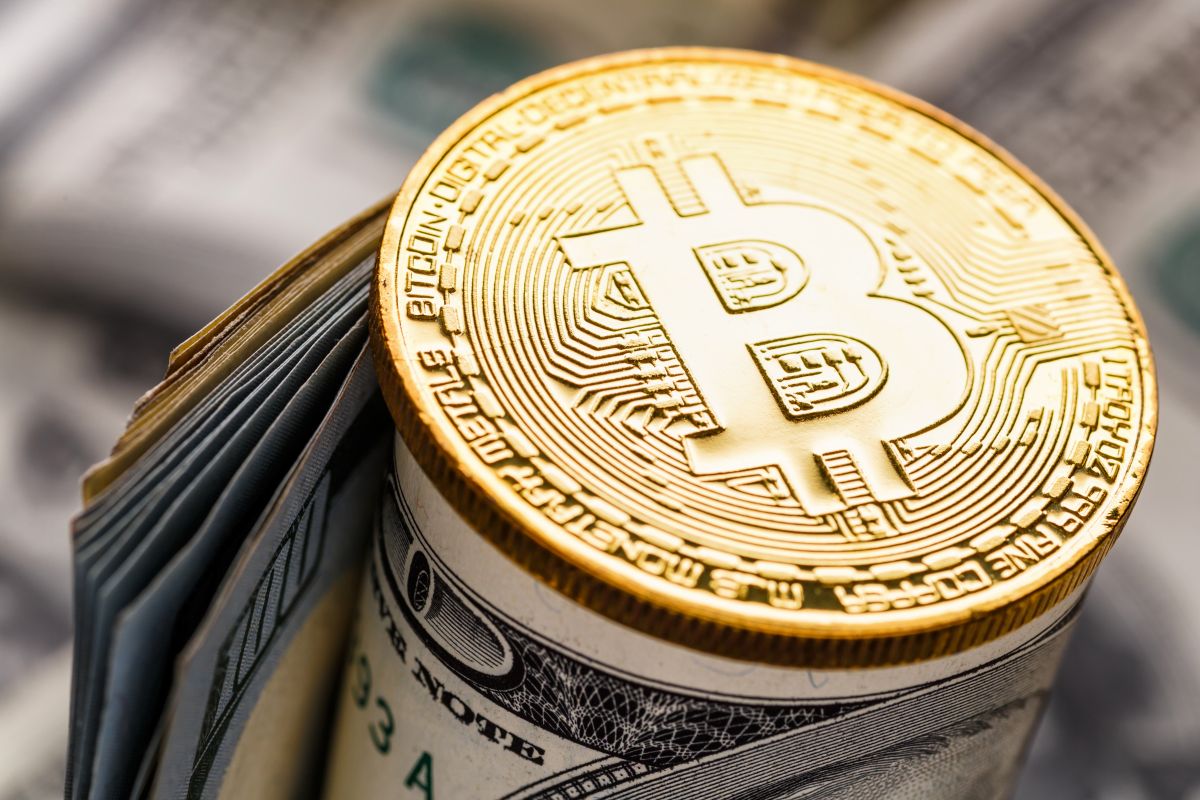 how-much-money-would-you-have-if-you-had-bought-just-$1-worth-of-bitcoin-in-2012?