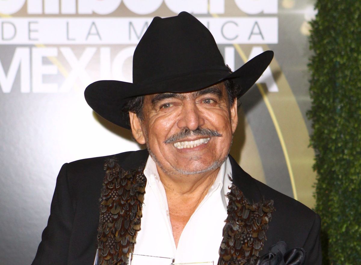 la-adictiva-and-joan-sebastian-join-their-voices-on-the-song-“no-me-beses”