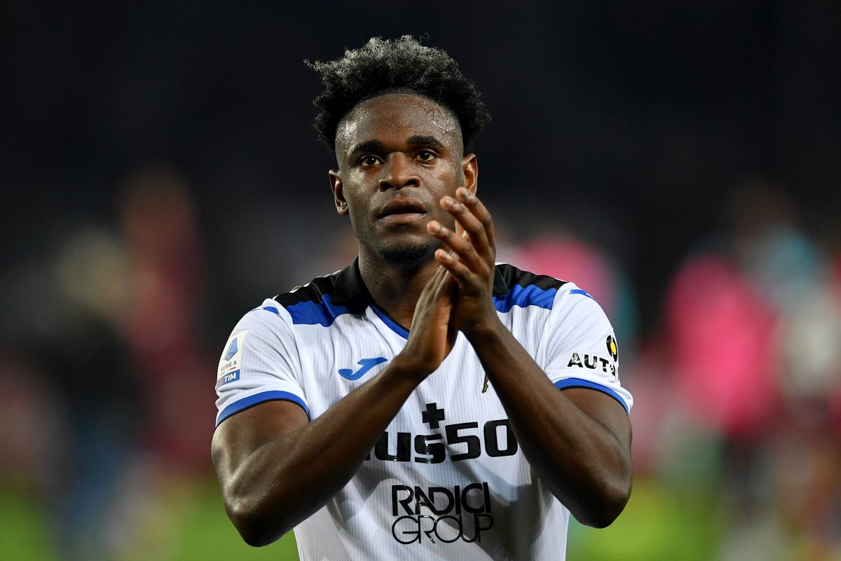 hispano-duvan-zapata-scored-the-great-goal-of-the-european-day-to-give-atalanta-the-victory-[video]