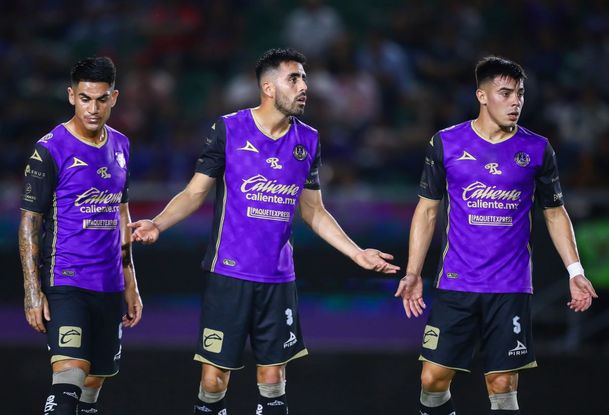 cleaning-operation:-mazatlan-fc-fires-its-coach-and-eight-players-hours-after-the-end-of-the-clausura-tournament-in-liga-mx